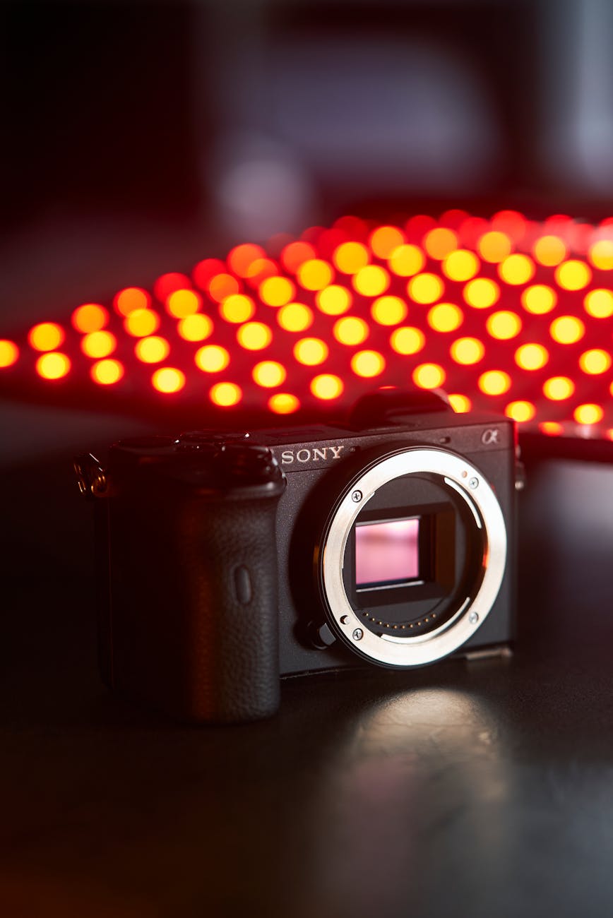Clean a Used Camera Sensor Safely: 2025 Guide - Dutch|Thrift