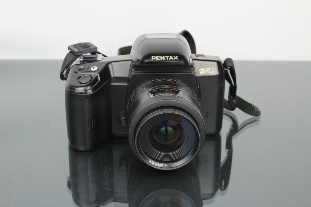 Pentax Z-10 + lente 1:4-5.6 35-80mm