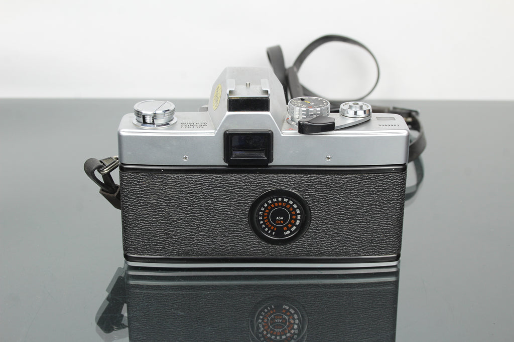 Minolta SR T101 + Minolta mc 1:1.7 50mm