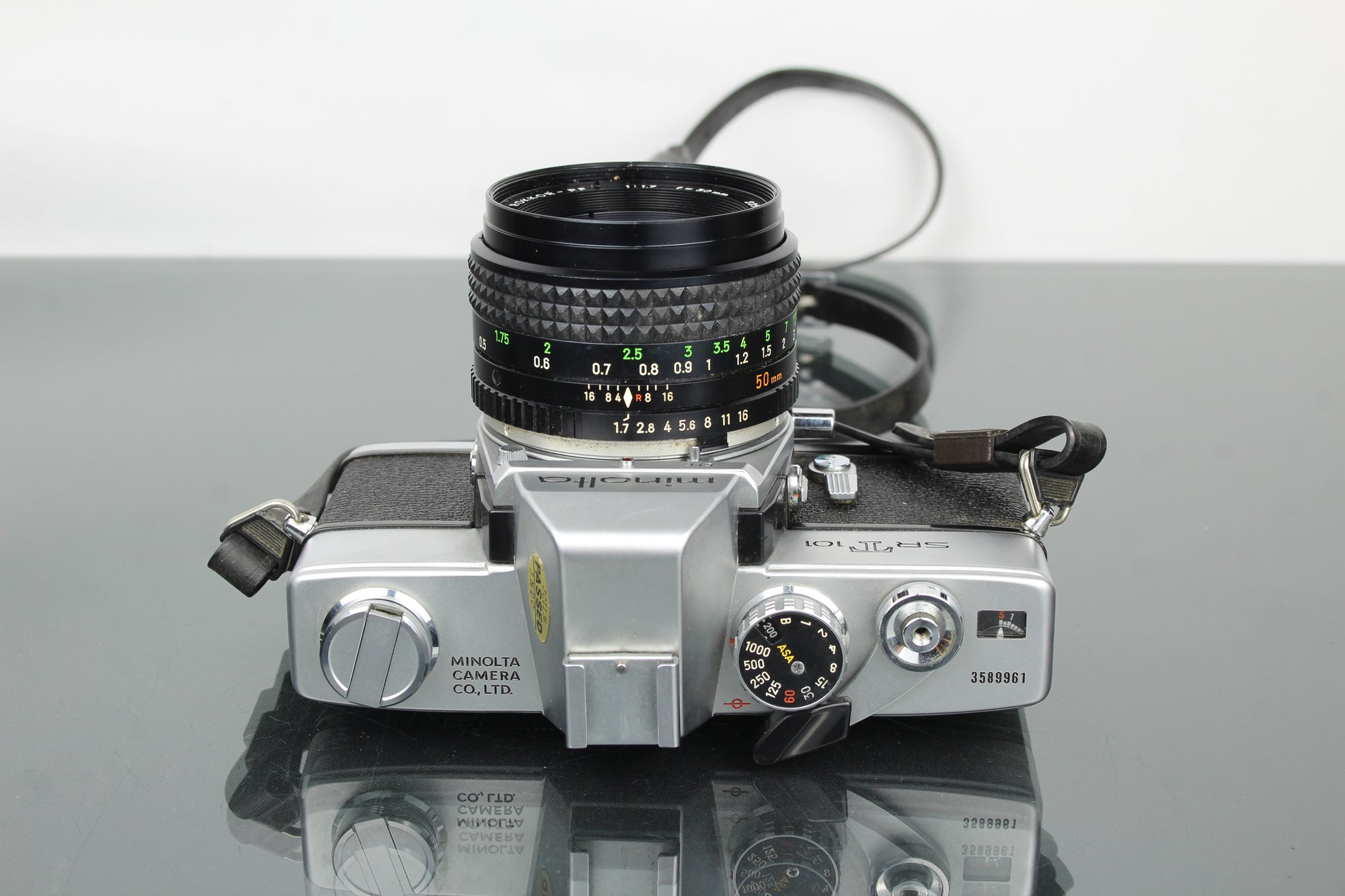 Minolta SR T101 + Minolta mc 1:1.7 50mm