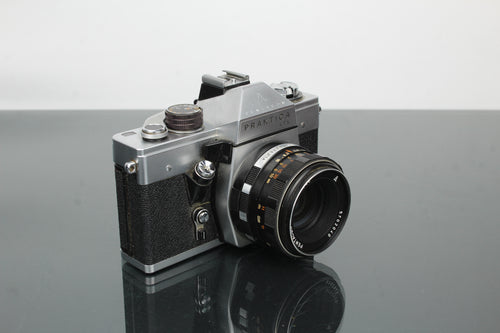 <tc>Praktica</tc> LTL + Lente Pentacon 1.8/50
