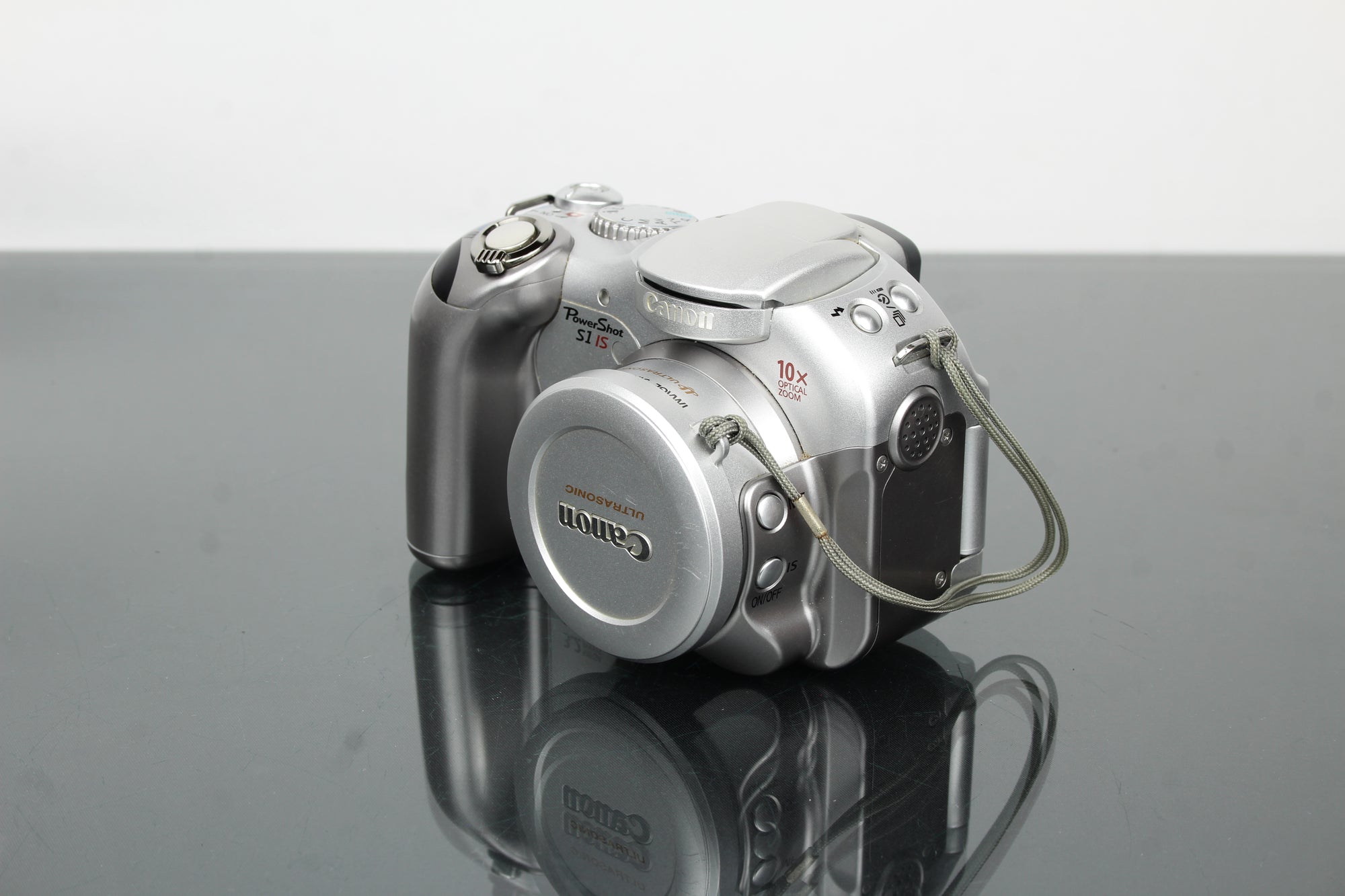 Canon PowerShot S1 IS