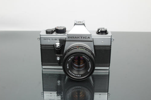 Praktika MLT 5 B + Lente Pentacon auto 1.8/50 (montagem M42)