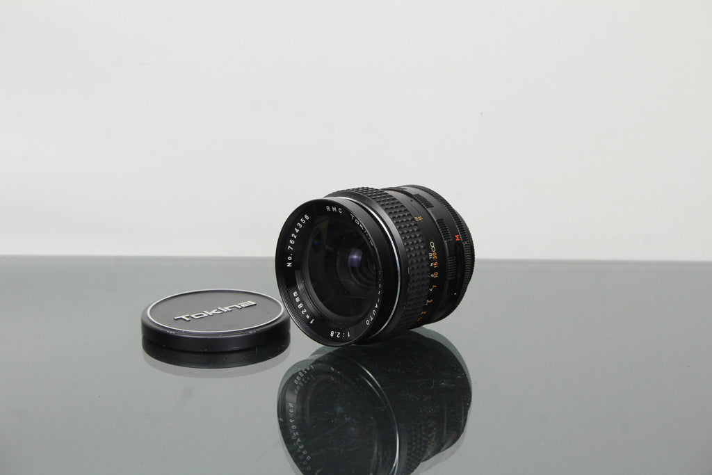 Tokina Wide-Auto 1:2.8 f=28mm Montagem M42