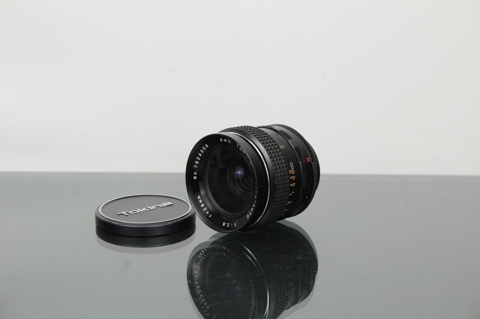 Tokina Wide-Auto 1:2.8 f=28mm Montagem M42