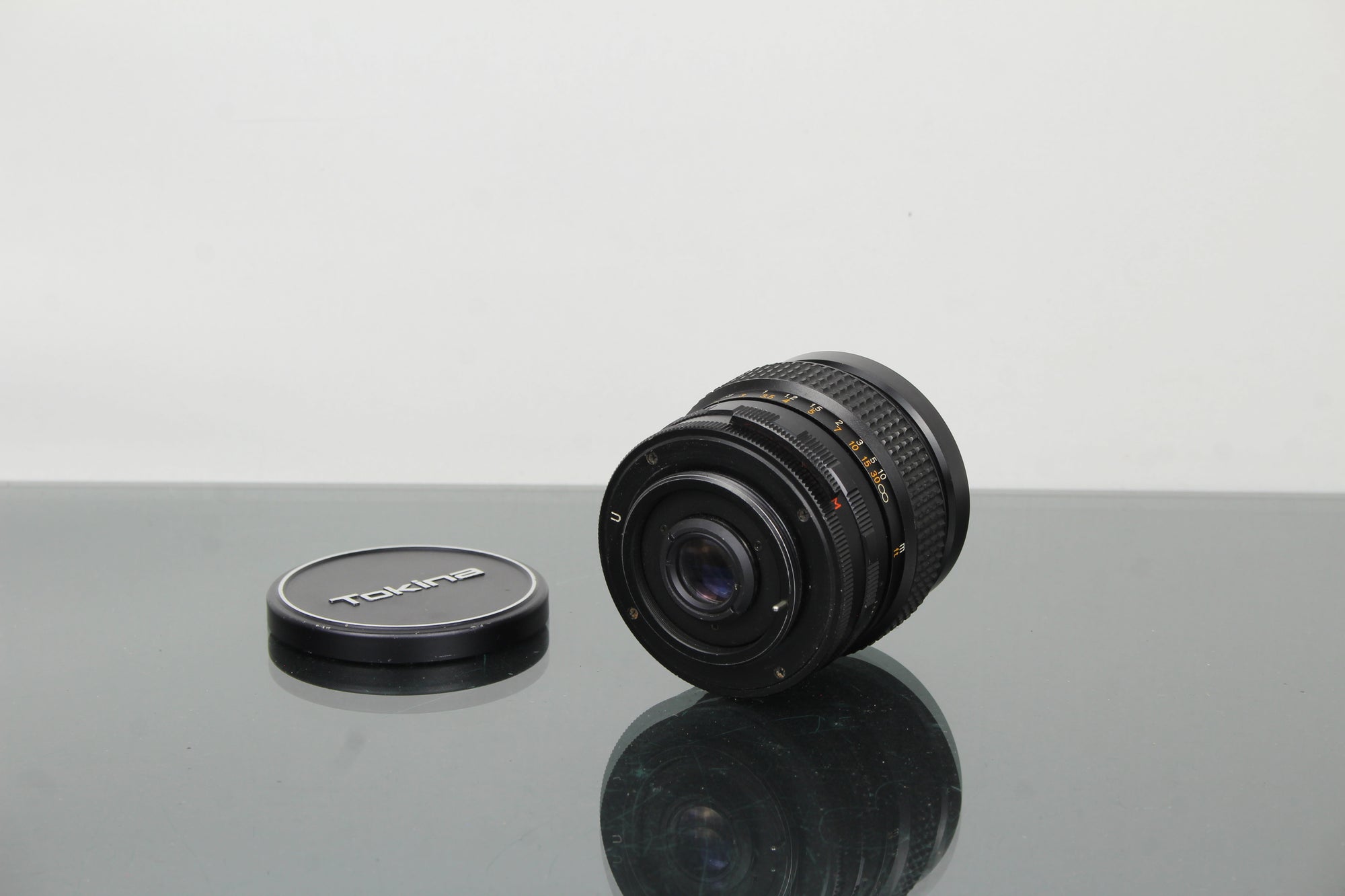 Tokina Wide-Auto 1:2.8 f=28mm Montagem M42