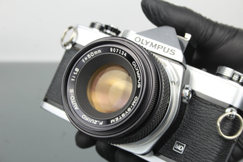 Olympus OM-1 + lente Olympus 50mm 1.8