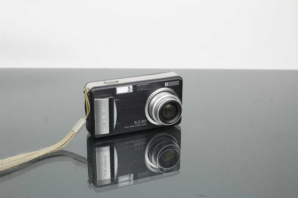Ricoh Caplio R2