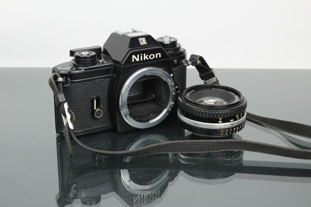 Nikon EM + 50mm 1:1.8 Series E lens