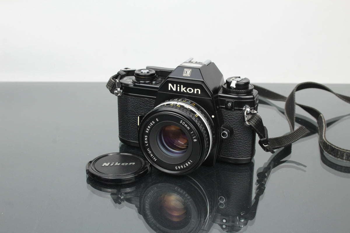 Nikon EM + 50mm 1:1.8 Series E lens