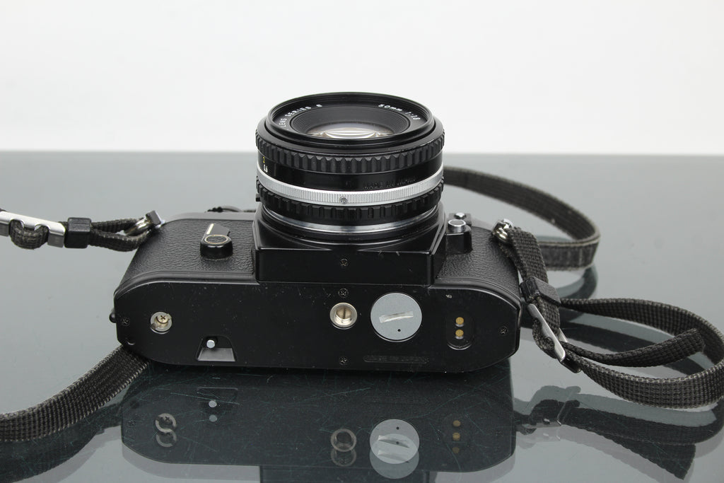 Nikon EM + 50mm 1:1.8 Series E lens