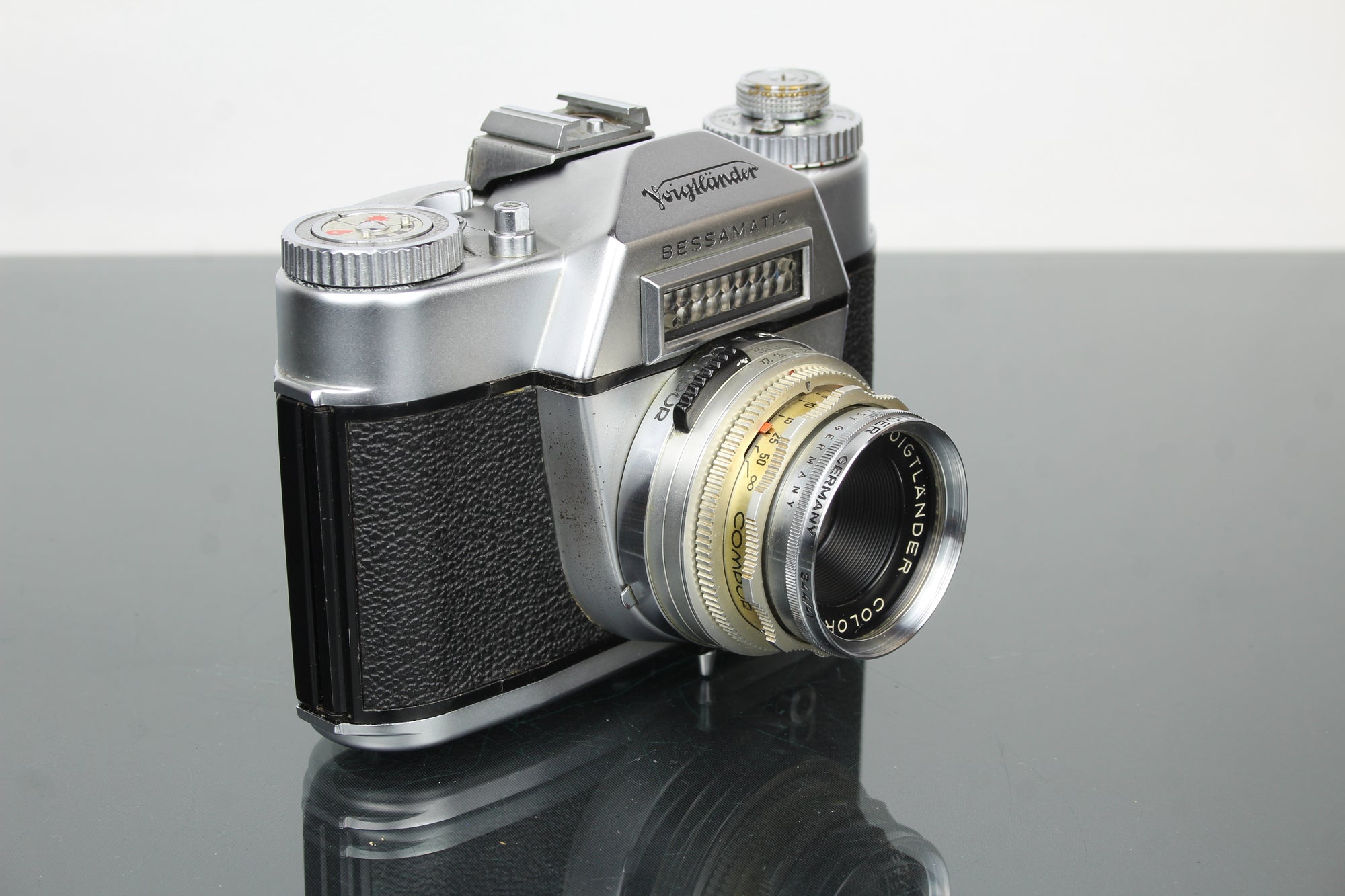 Voigtländer Bessamatic + lente Color-Skopar de 50mm f/2.8