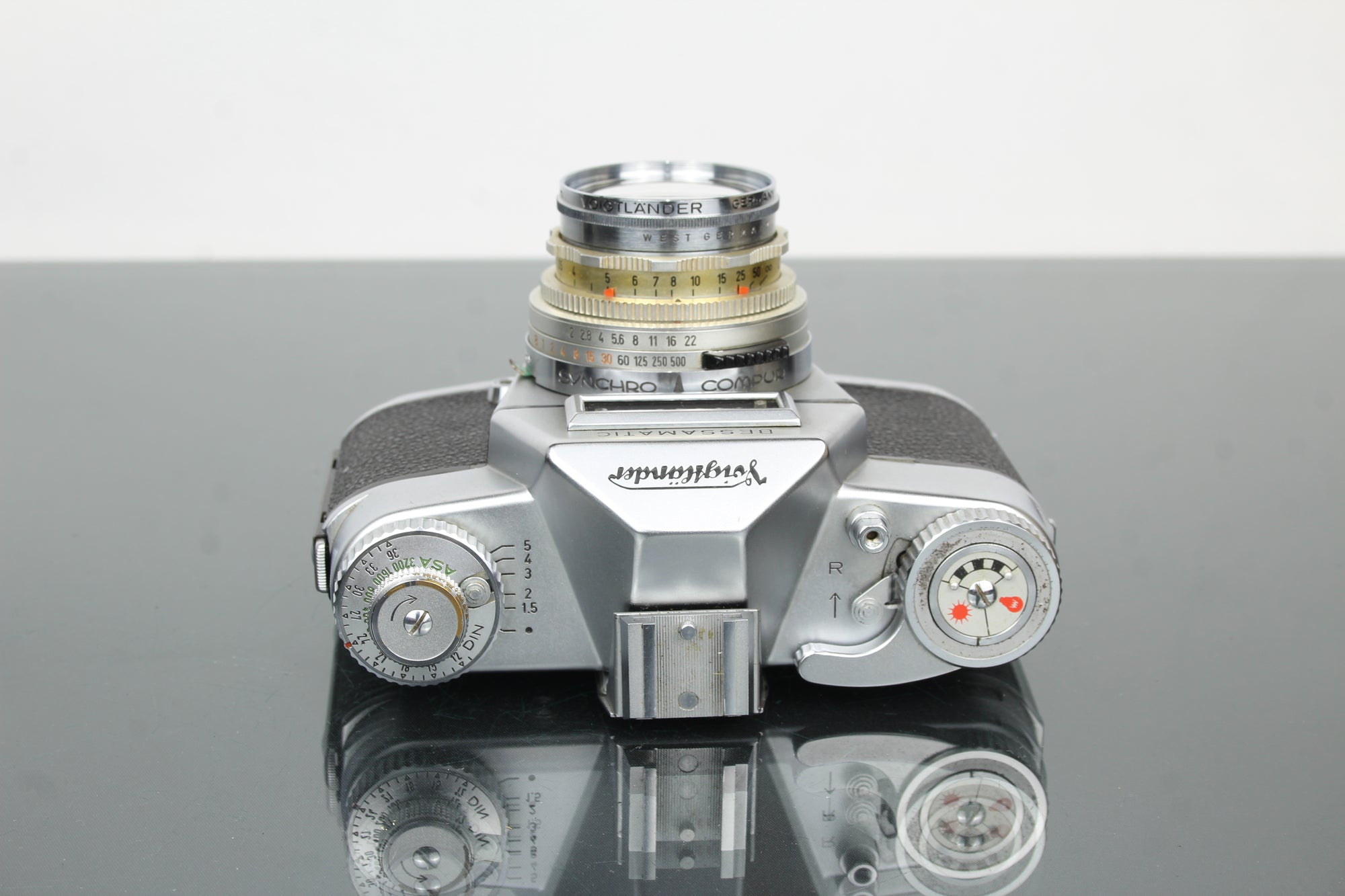 Voigtländer Bessamatic + lente Color-Skopar de 50mm f/2.8