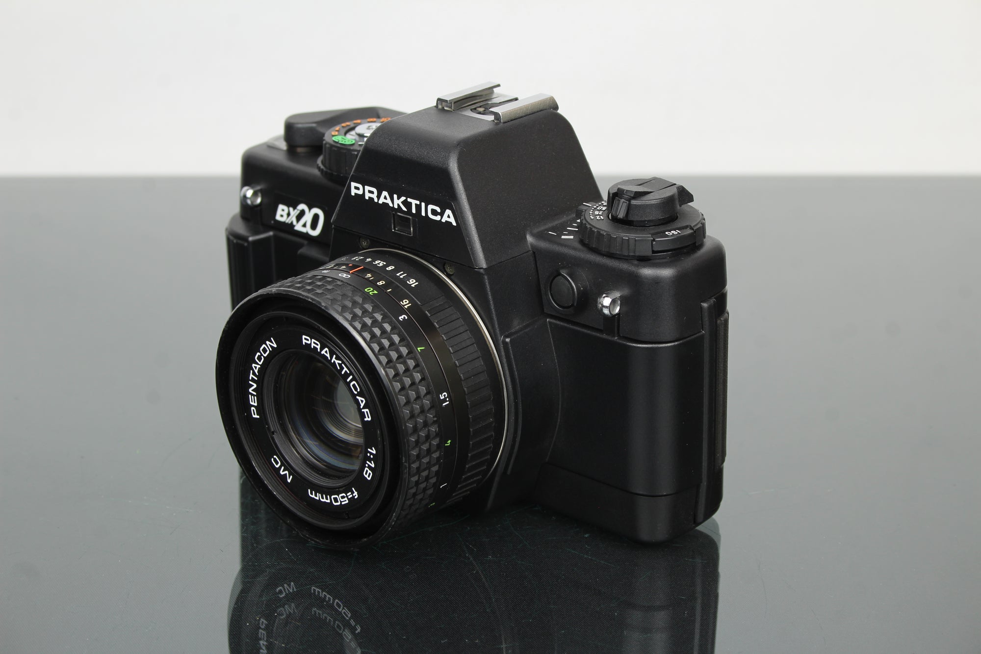 Practica BX20 + Pentacon <tc>Praktica</tc> lente de 50mm 1.8
