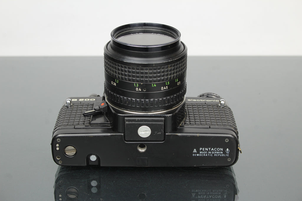 <tc>Praktica</tc> B200 electrónico +  <tc>Praktica</tc>r 50mm 1.8 lente
