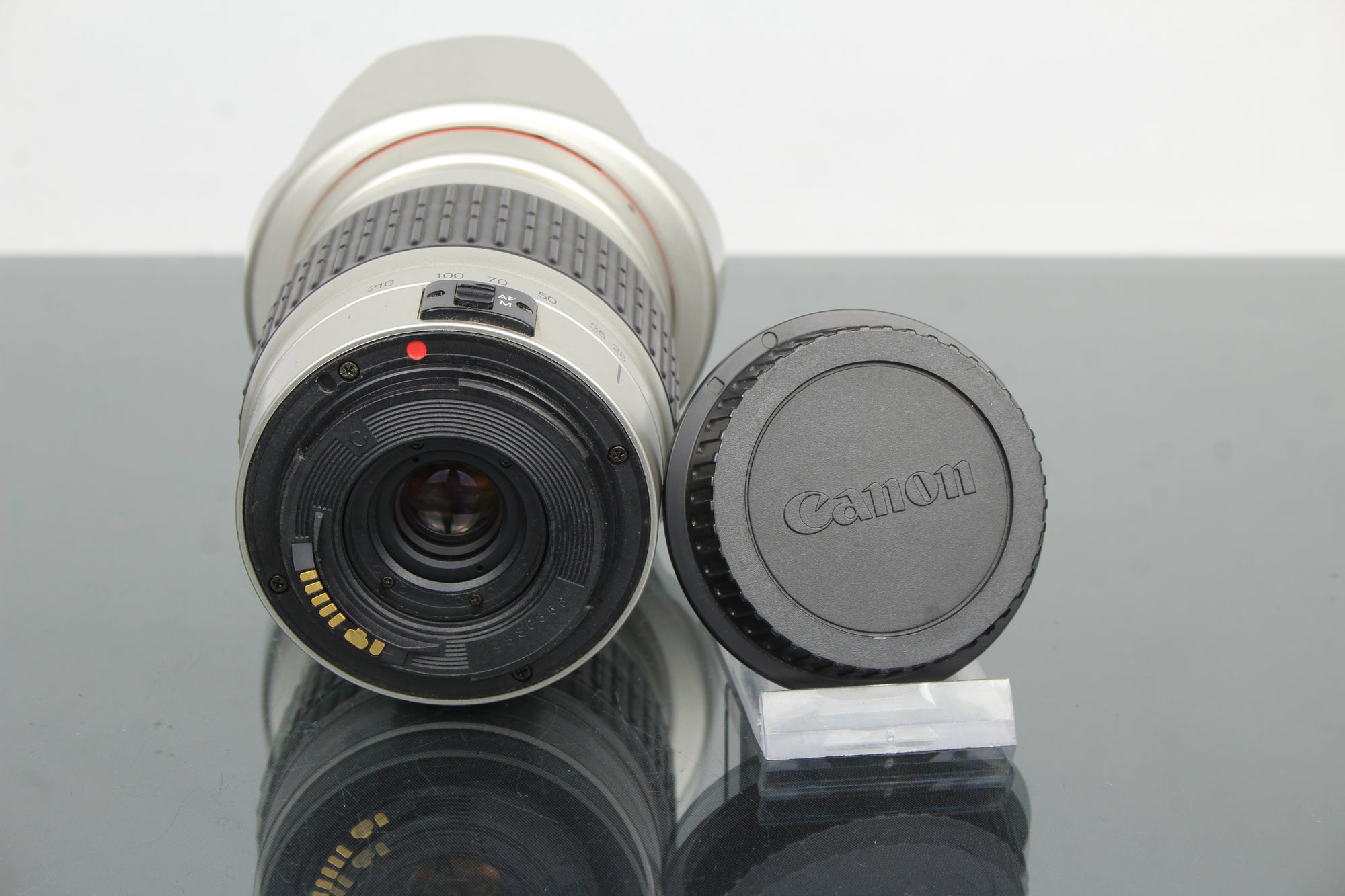 Cosina 28-210mm MC 1:4.2-6.5 Montagem Canon EF