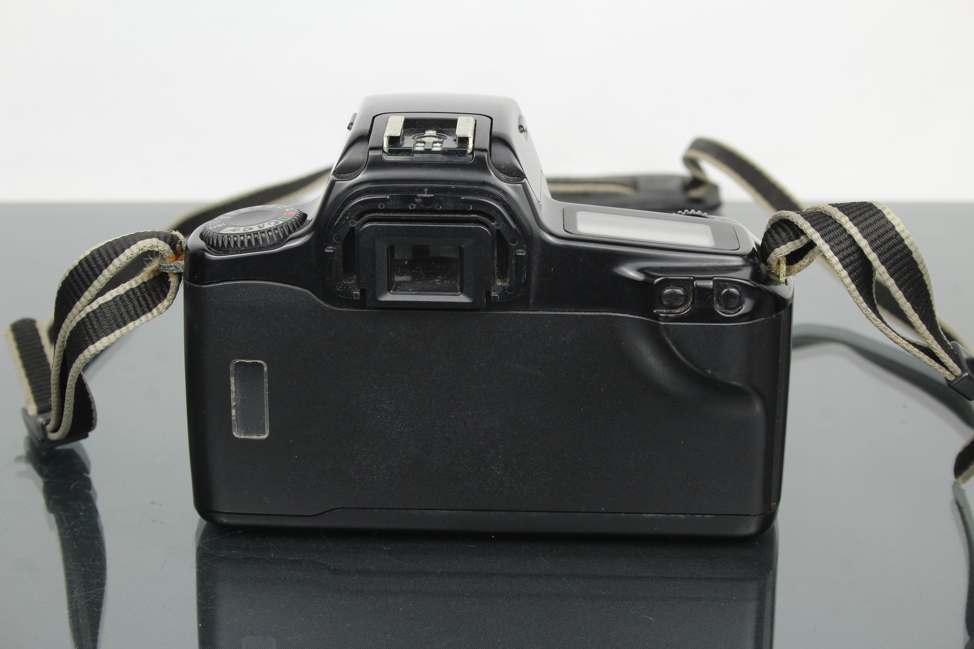 Canon EOS 1000f + lente 35-80mm 1:4-5.6