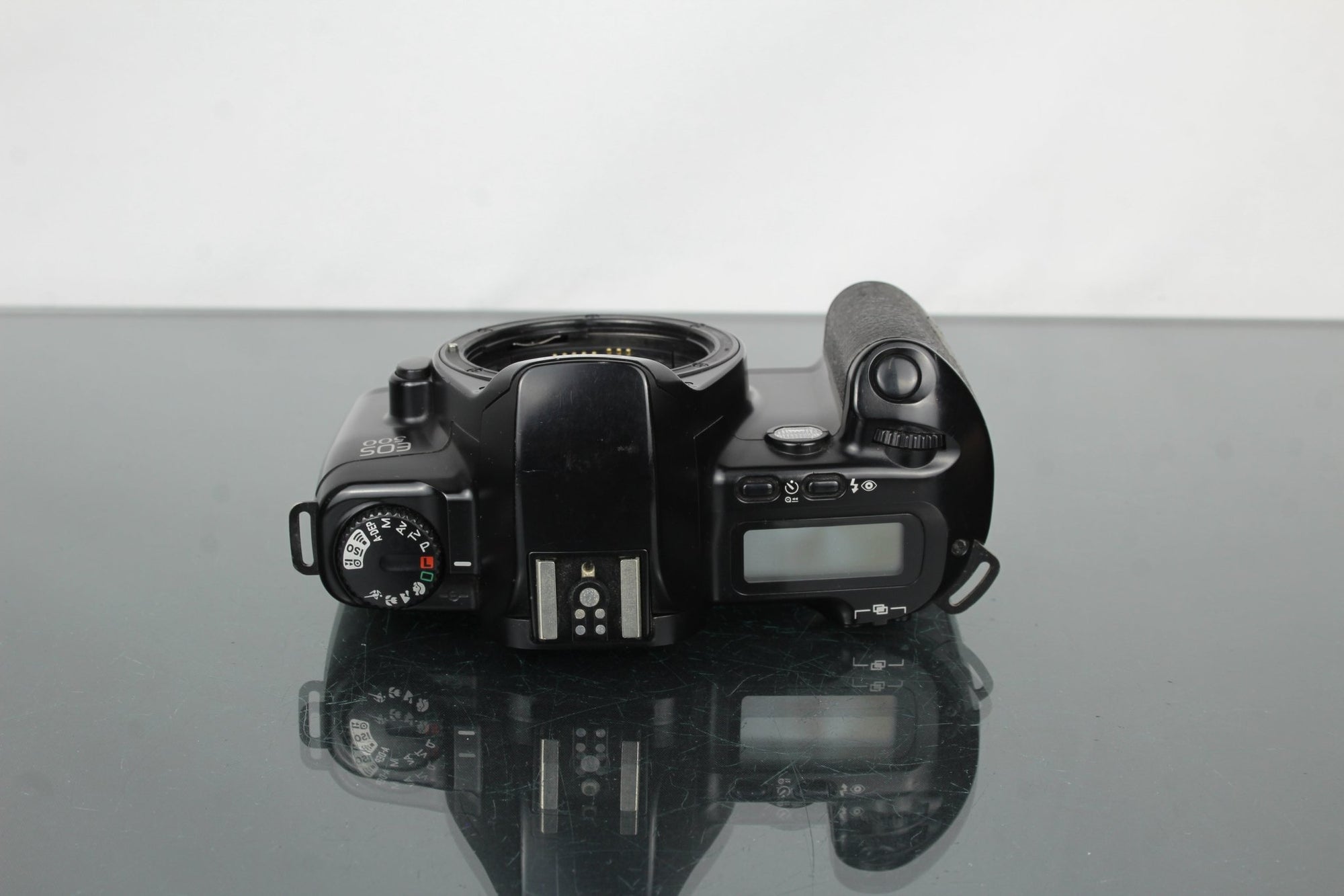 Canon EOS500 - Dutch|Thrift
