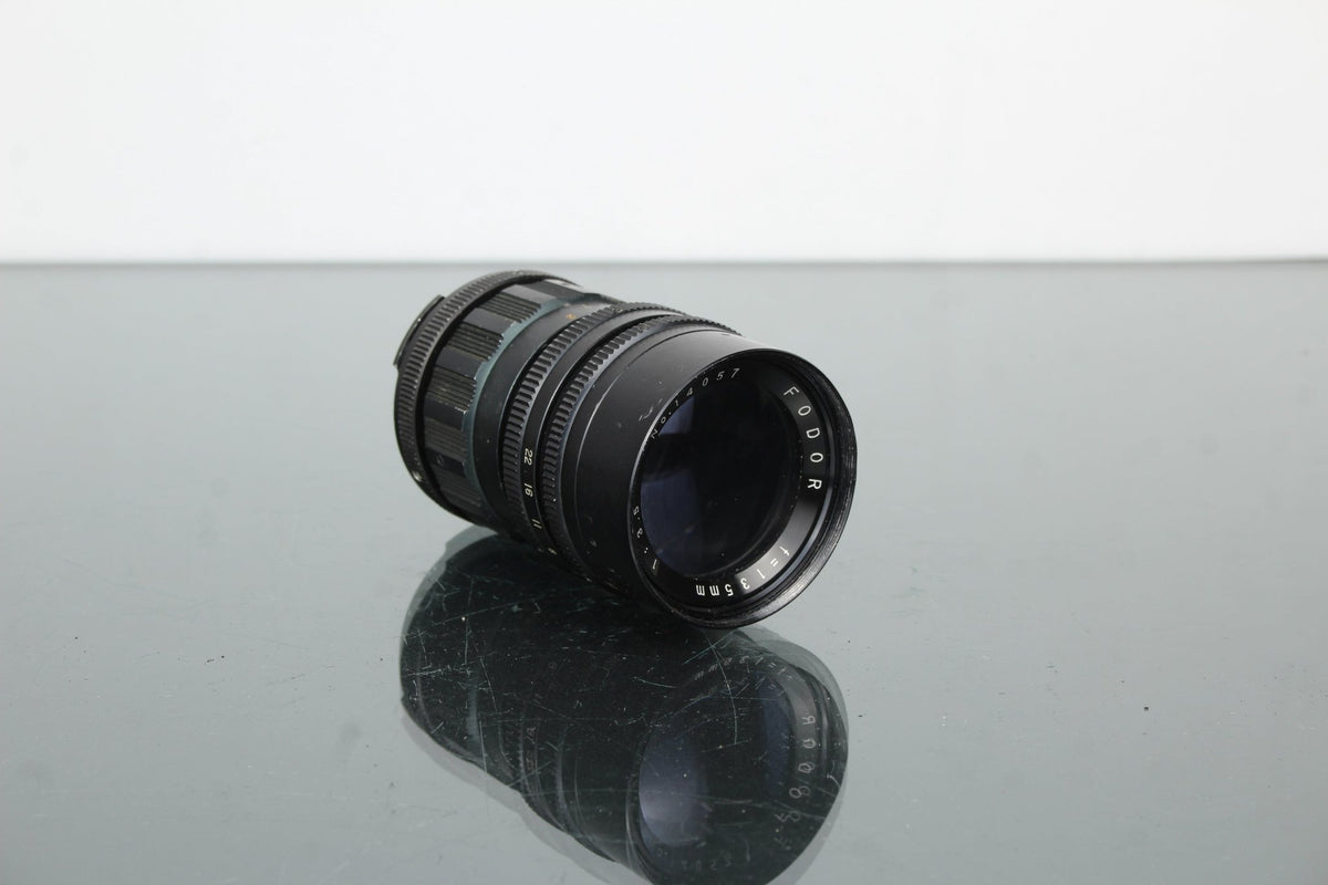 Fodor 135mm 1:3.5 - PB Mount Praktica - Dutch|Thrift
