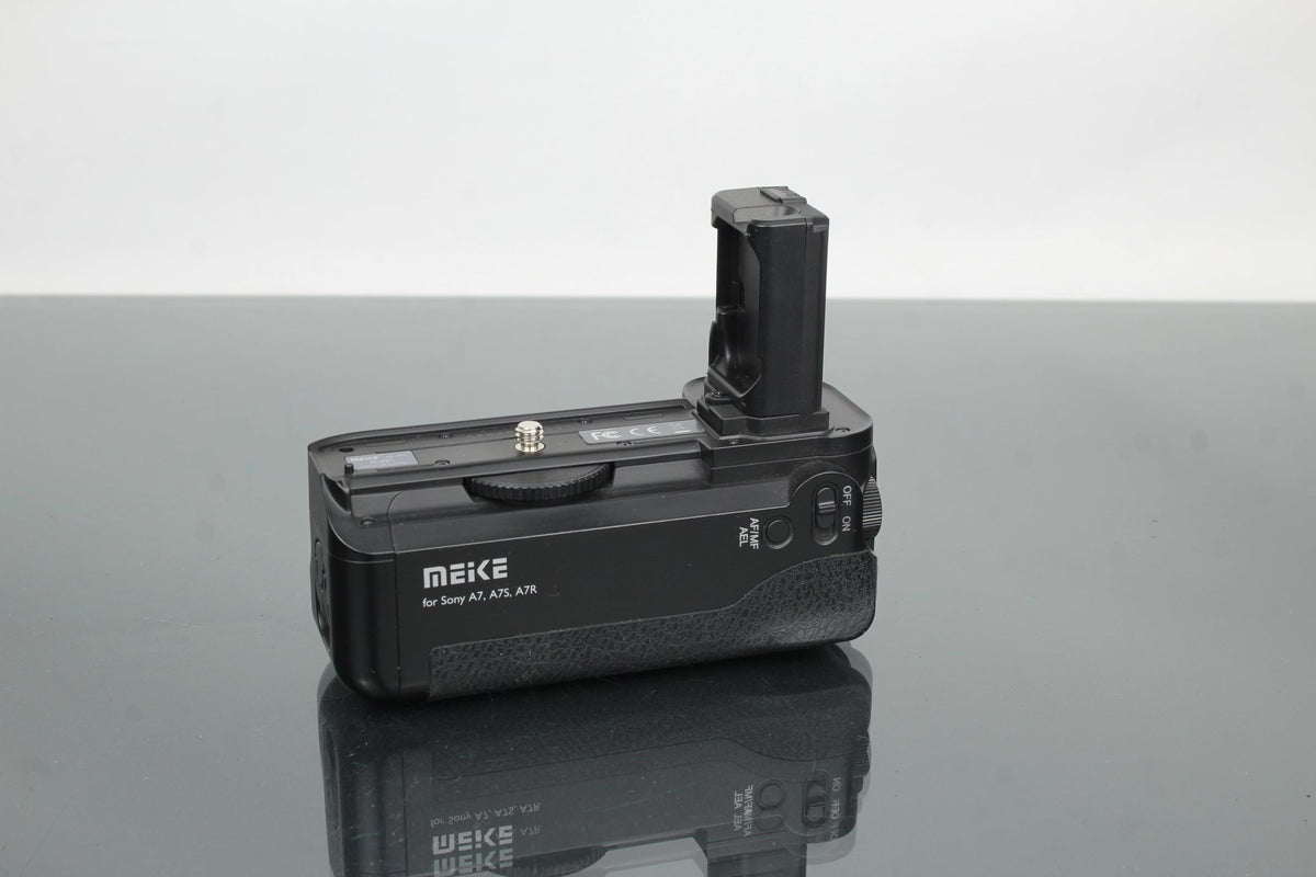 Meike Battery Grip For Sony A7, A7S, A7R - Dutch|Thrift