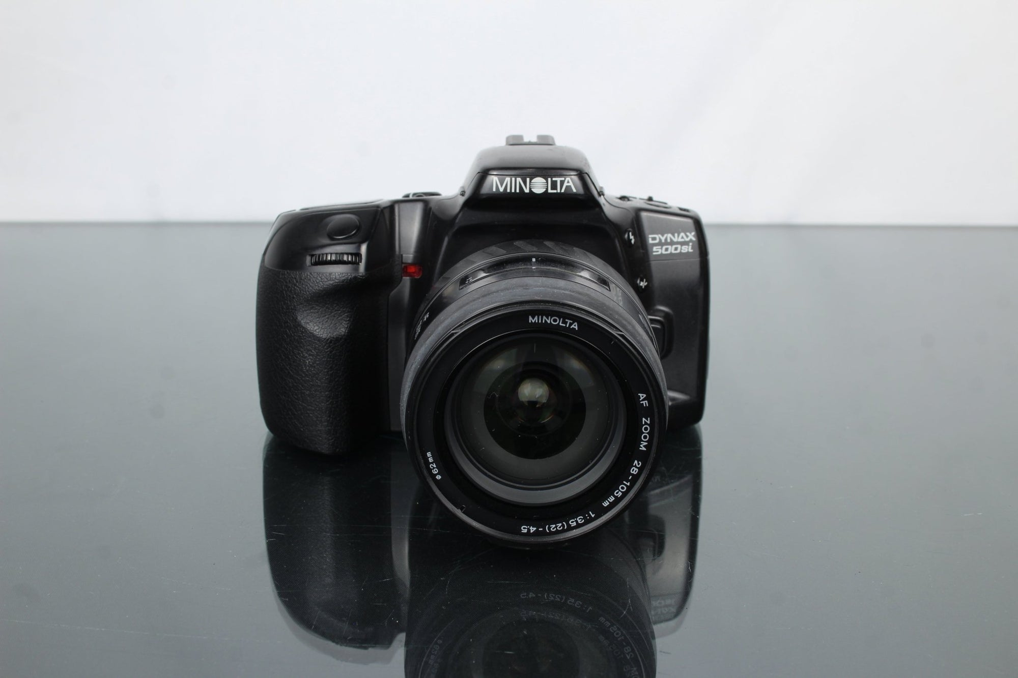 Minolta Dynax 500si + Minolta 28 - 105mm 1:3.5 - 4.5 - Dutch|Thrift