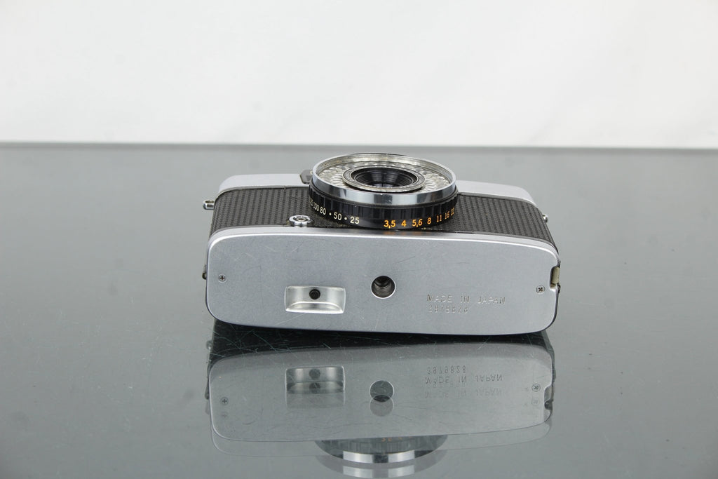 Olympus - Pen EE - 2 - Dutch|Thrift
