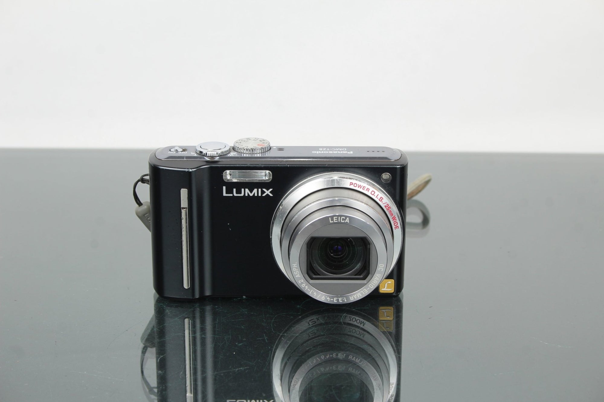 Panasonic Lumix DMC - TZ8 - Dutch|Thrift