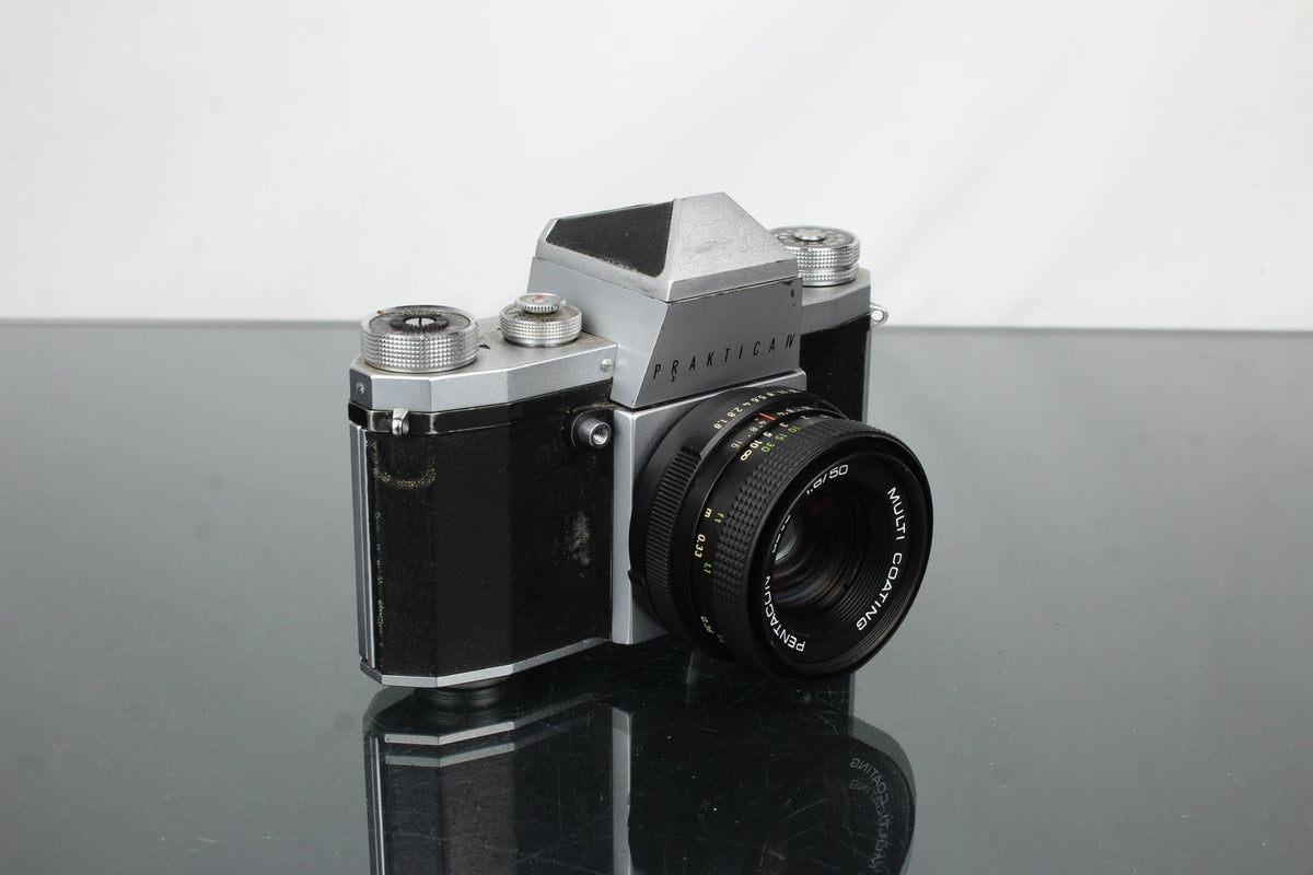 Praktica IV + Pentacon 1.8/50 - Dutch|Thrift