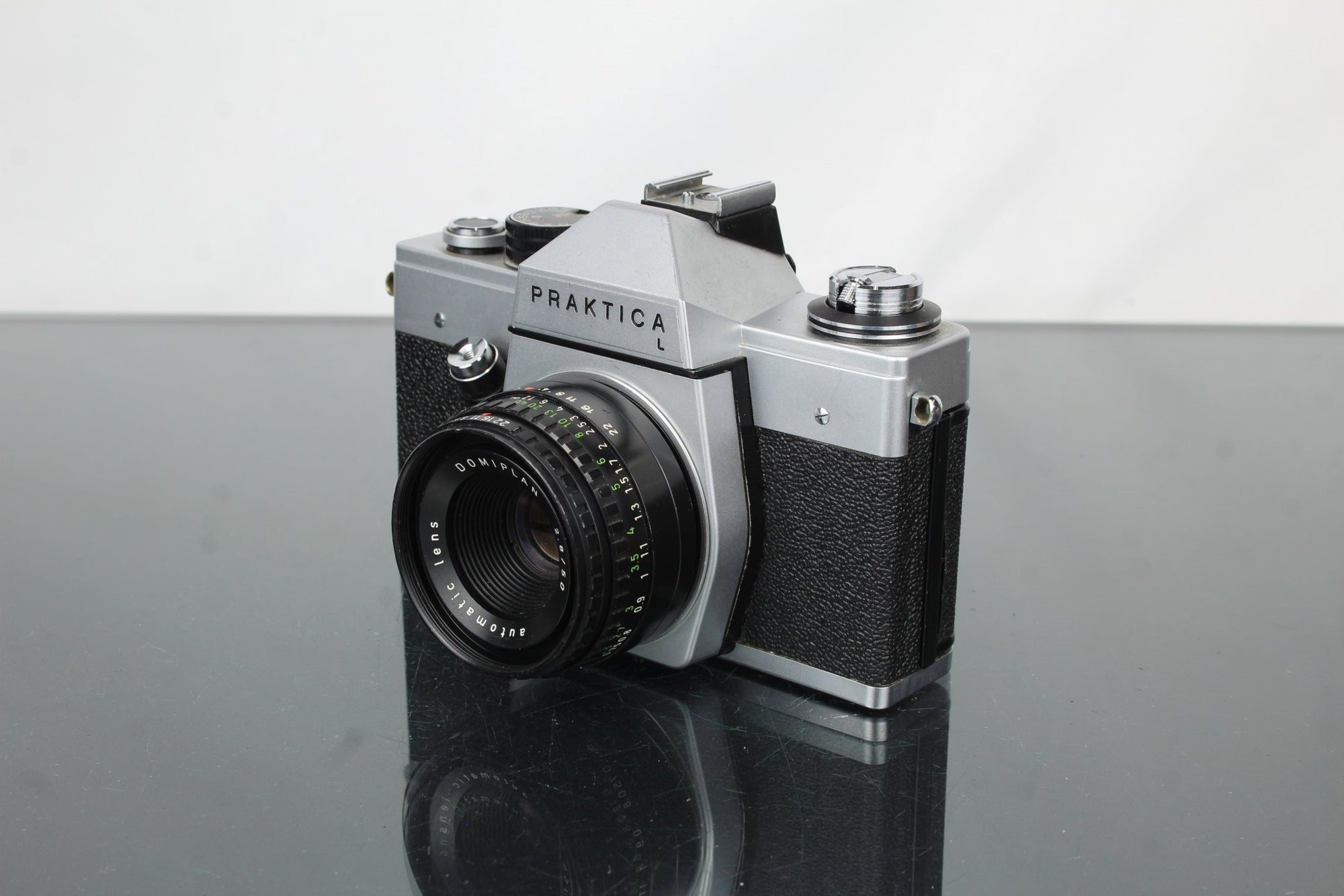 Praktica L + Domiplan 2.8/50 - Dutch|Thrift