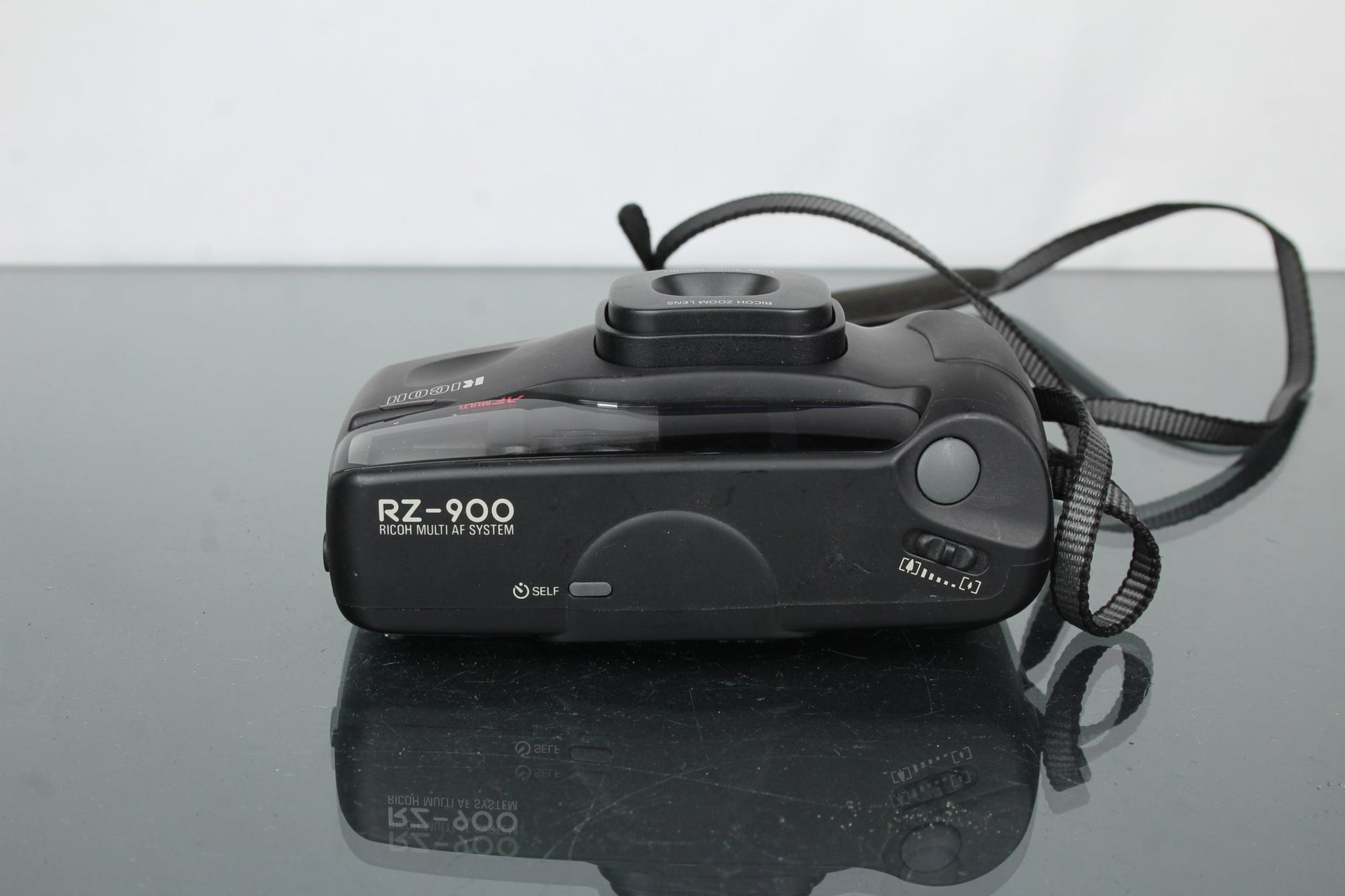 Ricoh RZ - 900 - Dutch|Thrift