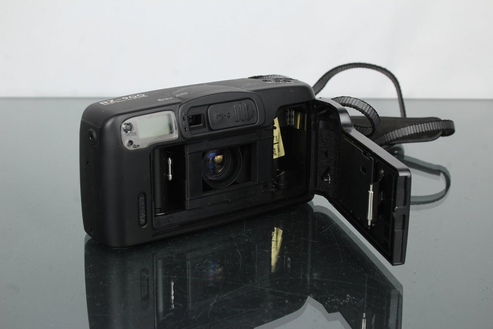 Ricoh RZ - 900 - Dutch|Thrift
