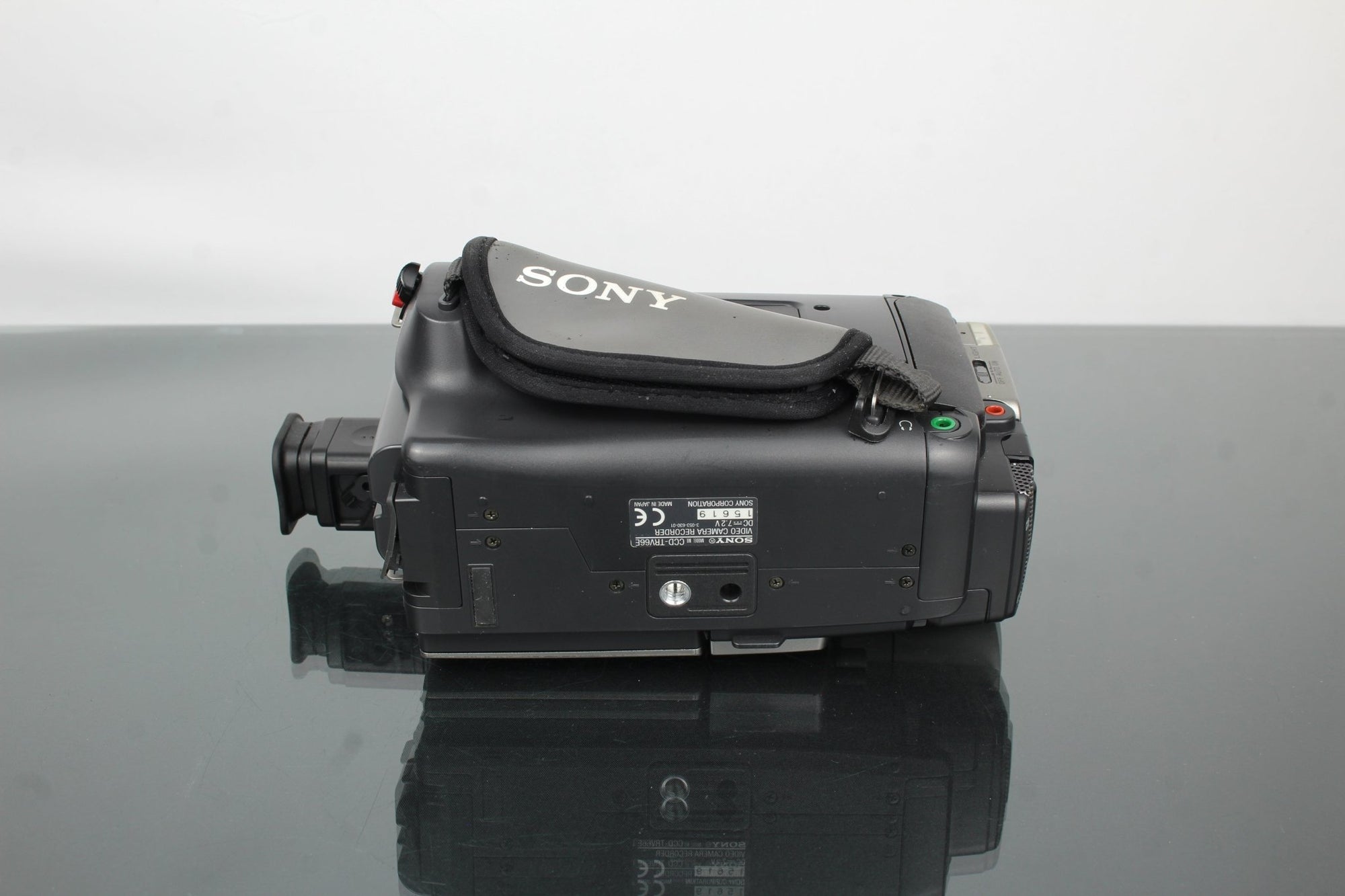 Sony Handycam CCD - TRV66E Hi8 - Dutch|Thrift