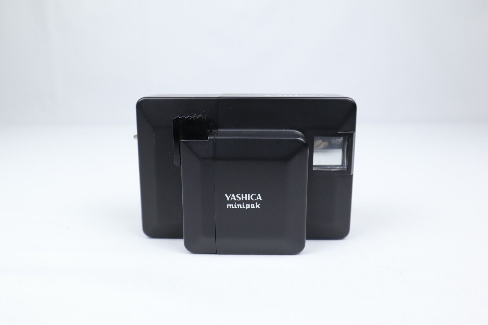 Yashica Minipak | 35mm point & Shoot Camera | Black - Dutch|Thrift