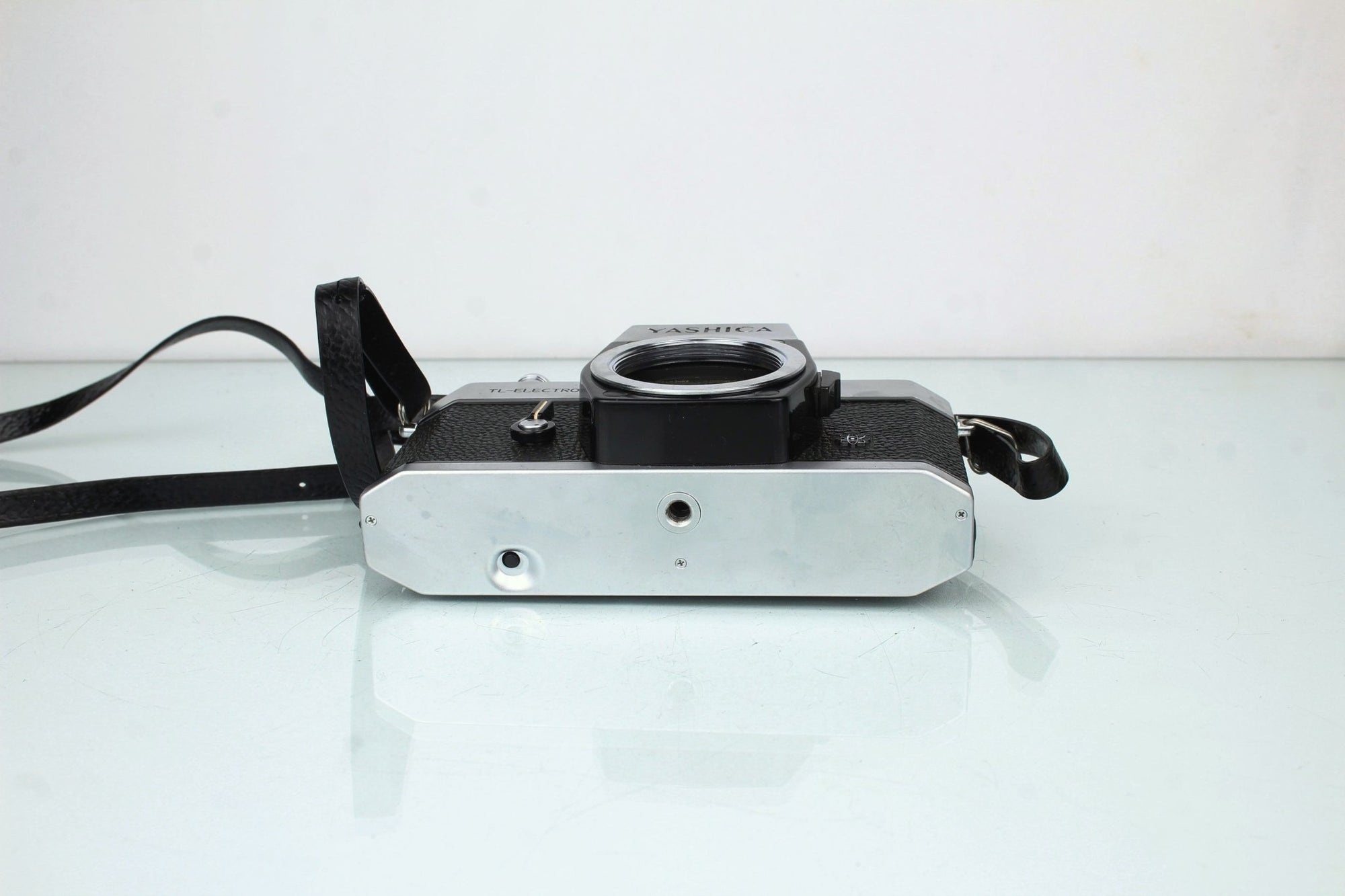 Yashica TL - Electro - Dutch|Thrift